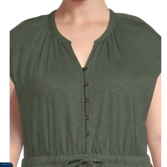 NWT Terra & Sky Plus Romper in Olive - Picture 4 of 9
